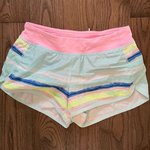 Ivivva Speed Up Low-Rise Short 2.5" - Picture 1 of 3